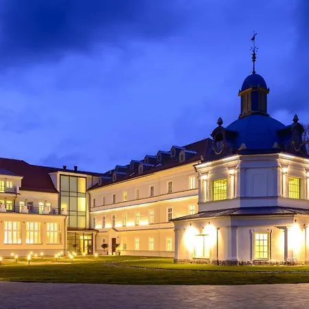 Moderný V Rezidencii Opera Turčianske Teplice
